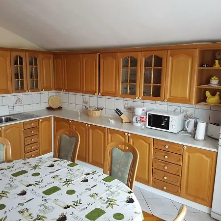 Appartement Plahuter 1 Gornji Karin