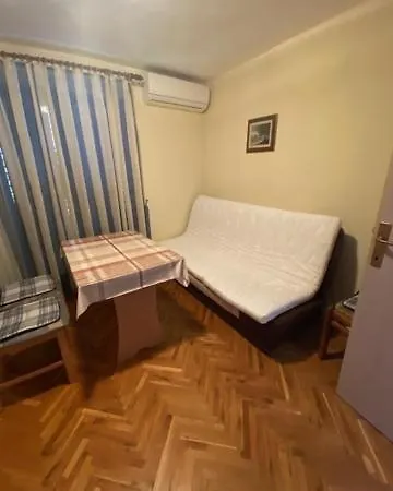 Apartamento Plahuter 1 *