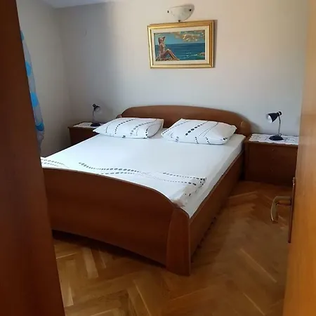 Apartment Plahuter 1